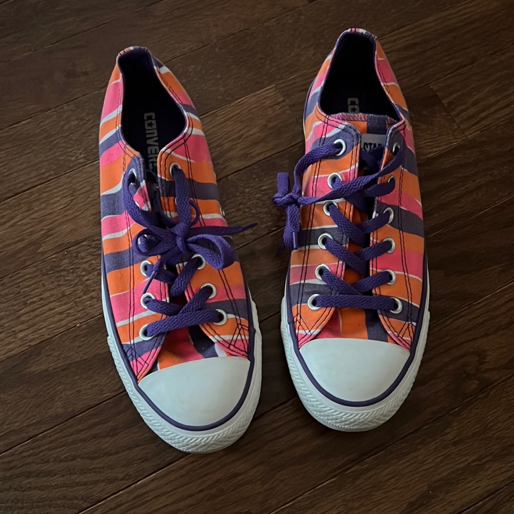 Striped Converse